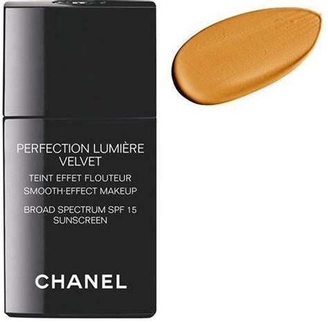 chanel perfection lumiere 70 beige|Chanel perfection lumiere velvet makeup.